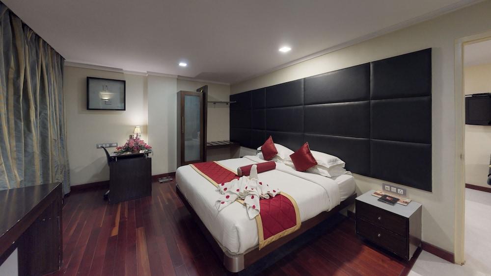 37Th Crescent Hotel Bengaluru Exteriör bild