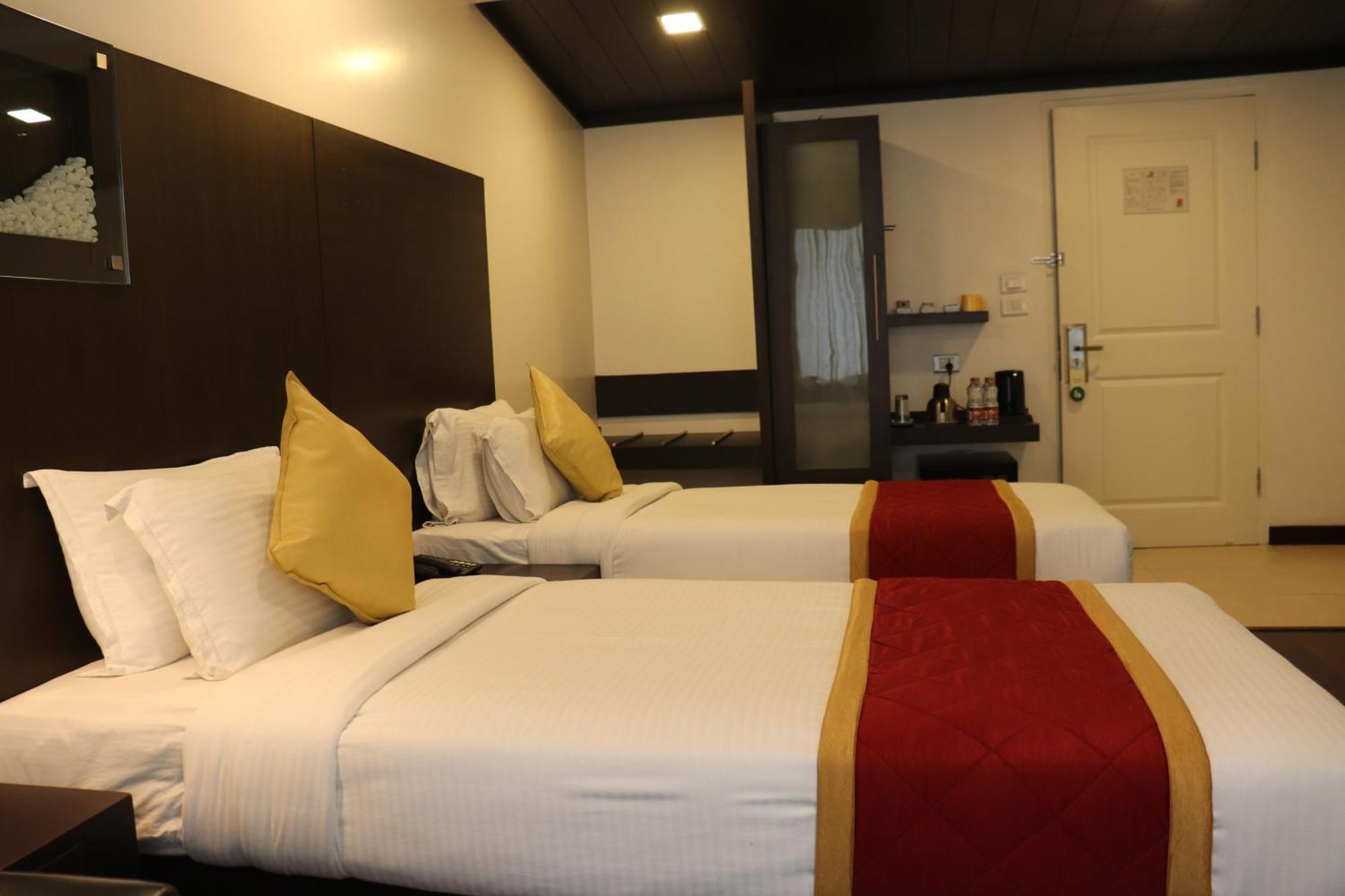 37Th Crescent Hotel Bengaluru Exteriör bild