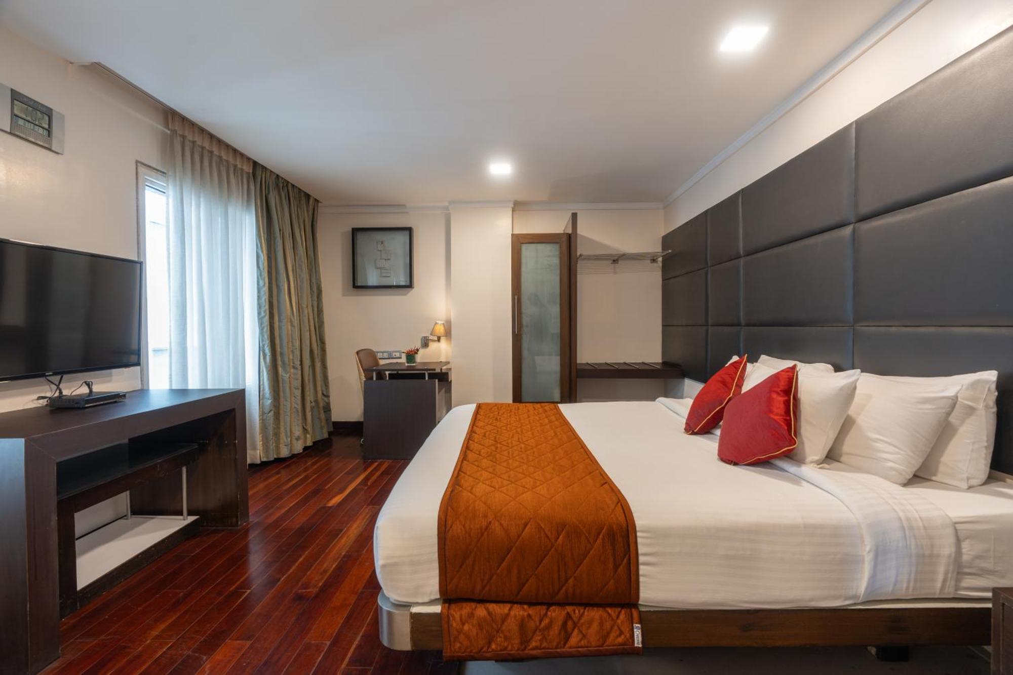 37Th Crescent Hotel Bengaluru Exteriör bild